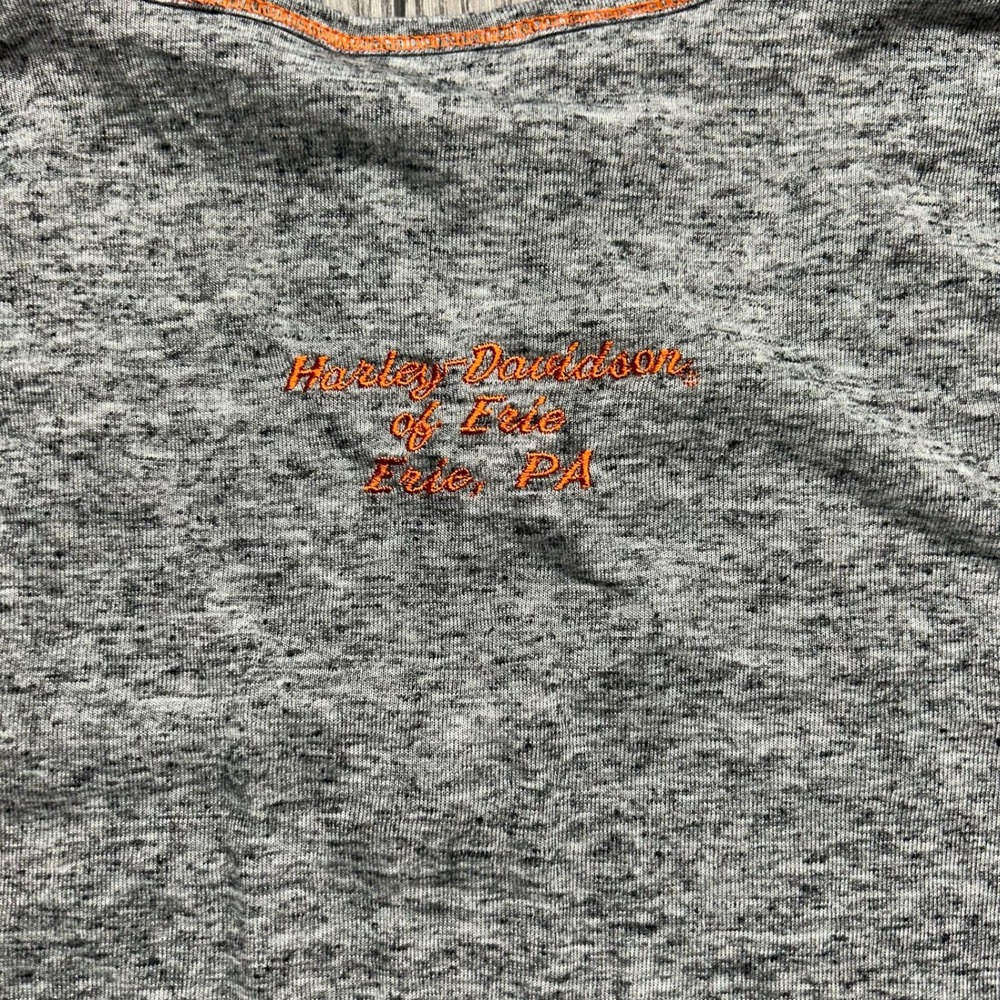 Harley-Davidson Womens Small Gray Orange Stitch Long Sleeve V-Neck Shirt Y2K - Picture 5 of 8